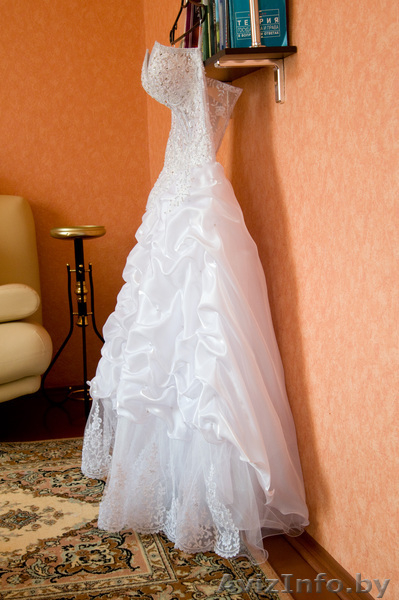 ПРОДАМ ШИКАРНОЕ СВАДЕБНОЕ ПЛАТЬЕ ДЛЯ САМОЙ СЧАСТЛИВОЙ НЕВЕСТЫ!! - Изображение #1, Объявление #593487