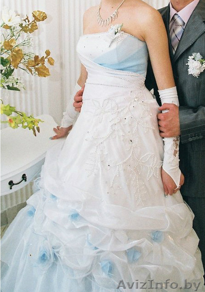 продам оригинальное и неповторимое свадебное платье - Изображение #2, Объявление #818273